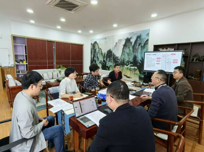 商達(dá)公用與省農(nóng)科院開(kāi)展RAS循環(huán)水養(yǎng)殖生態(tài)價(jià)值化合作進(jìn)行交流